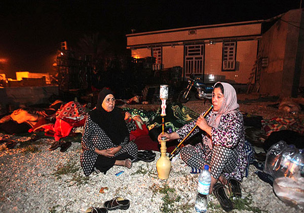 اولین شب پس از زلزله در بوشهر