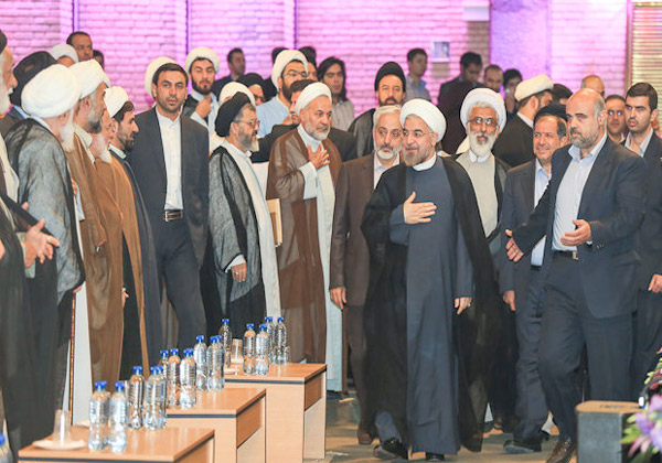 دیدارحسن روحانی با تعدادی از علما و روحانیون