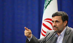 احمدی‌نژاد قصد دارد در چند روز پایانی دولت خود تمام مشکلات عالم اسلام را حل کند