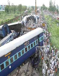 باز هم خروج قطار از ریل در هندوستان