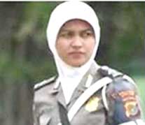 محجبه شدن پلیس زن در اندونزی +عکس