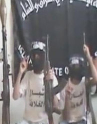 داعش: سرهاي مخالفان ملي‌گرا را مي‌بريم!