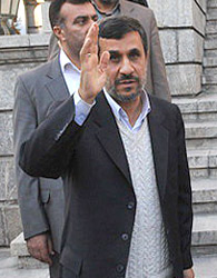 لغو عضویت احمدی‌نژاد در جمعیت ایثارگران