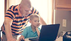 والدین، تکنولوژی را از فرزندان یاد می‌گیرند
