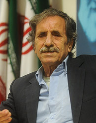 ۸ سال ممنوع‌الکاری به‌خاطر شباهت به احمدی‌نژاد
