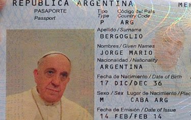 صدور پاسپورت آرژانتینی براي پاپ فرانسیس