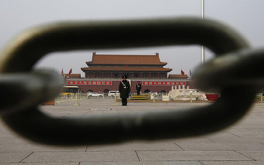 چین قدرت  حزب حاکم  را کم می‌کند