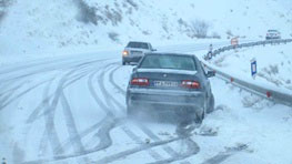 بارش برف و باران در جاده های 3 استان