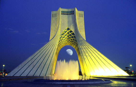 برج آزادی تهران خاموش می شود