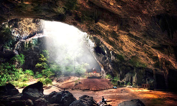 غار پرایا ناخن، تایلند
