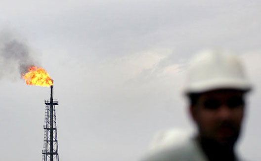 صادرات نفت ایران در ماه مارس کاهش یافت
