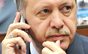 اردوغان در حال تبدیل‌شدن به دیکتاتور است؟