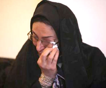 لوح تقدیر حزب مخالف ترکیه به مادر ایرانی