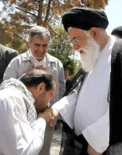 بدبختی‌است که روحانی حرف‌های۸۸ را بزند!