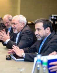 تیم مذاکره کننده ایران از حواشی دوری می‌کند