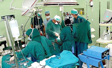 جزئیات فرار یک پزشک حین عمل جراحی