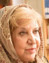سیمین‌بانو گوهر زنانه شعر ایران است
