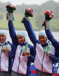 اولین مدال قایقرانی ایران بر گردن دختران