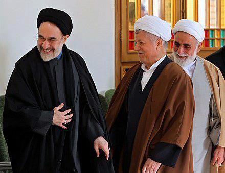خاتمی‌می‌تواندسفیرصلح ایران در جهان باشد