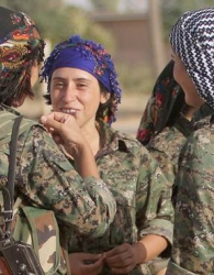 مقاومت بي‌حاصل تروريست‌هاي داعش در كوباني