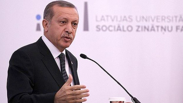 اردوغان: جهان برای کشتار 300هزار سوری سکوت کرد اما برای کوبانی جنجال آفرید