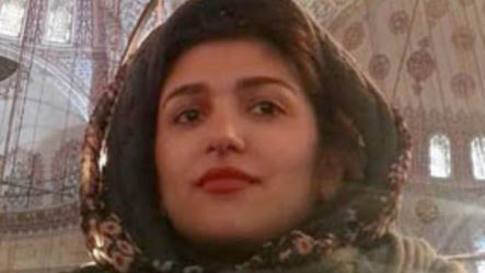 مادر غنچه قوامی: دخترم از زندان آزاد شد