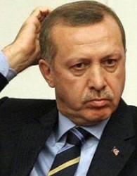 اردوغان: آمریکا با وقاحت، قتل‌عام 300 هزار سوری را تنها تماشا کرد