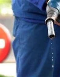 آمادگی جایگاه‌ها برای افزایش قیمت بنزين