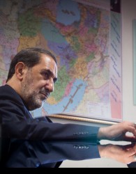 ولايتي: ایران از تصمیماتش عقب‌نشینی نمي‌كند