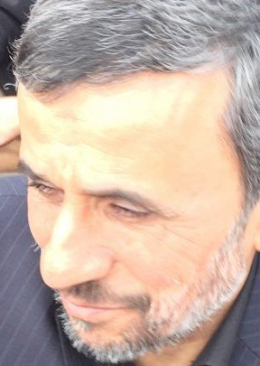 چرا محمود  احمدی‌نژاد محاكمه نمي‌شود؟