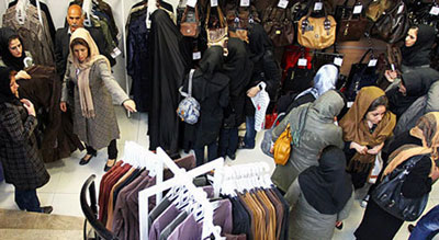ترافیک در بازار دست فروشان پوشاک