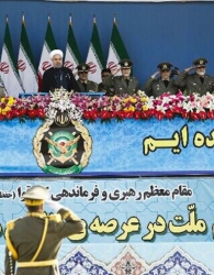 روحاني:روز ارتش، روز اقتدار ملی است