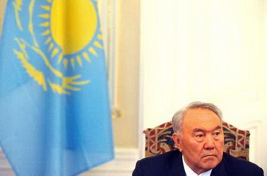 نظربایف برای پنجمین بار رئیس‌جمهور شد