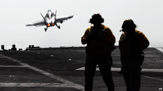 F-18  آمریکا در خلیج فارس سقوط کرد