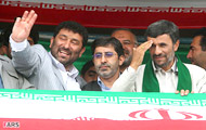 خیز مداحان حامی احمدی‌نژاد برای انتخابات