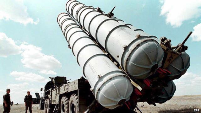 ارسال موشك‌هاي اس۳۰۰ به ایران آغاز شد