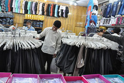 سود تولید پوشاک در جیب دلالان
