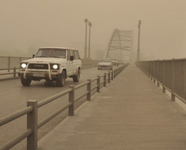 گرد و غبار شدید خوزستان را فرا گرفت