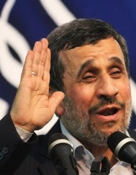 احمدی‌نژاد: آزادی یعنی اگر زدی من هم بزنم