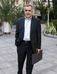 حسین فریدون زیر آتش تندروهای‌ منتقد