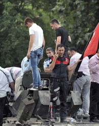 مردم ترکیه، گولن را عامل کودتای اخیر می‌دانند