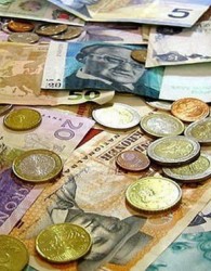 نوسانات دلار و پوند در هفته گذشته