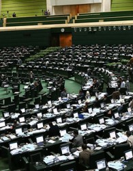 نگرانی ها از وزن کشی سیاسی در پارلمان