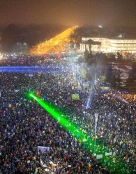 ادامه تظاهرات مردم رومانی علیه دولت