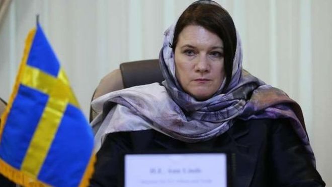 دفاع دولت سوئد از حجاب مقاماتش در سفر به تهران