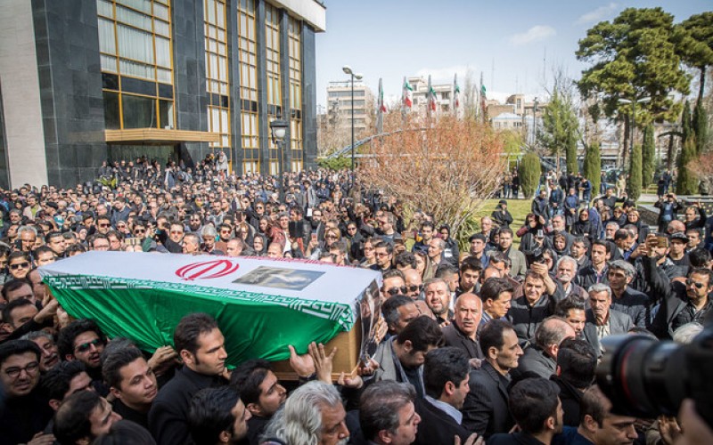 افشین یداللهی در پرچم ایران بدرقه شد