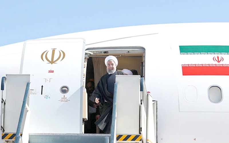 رئیس‌جمهور وارد شیراز شد