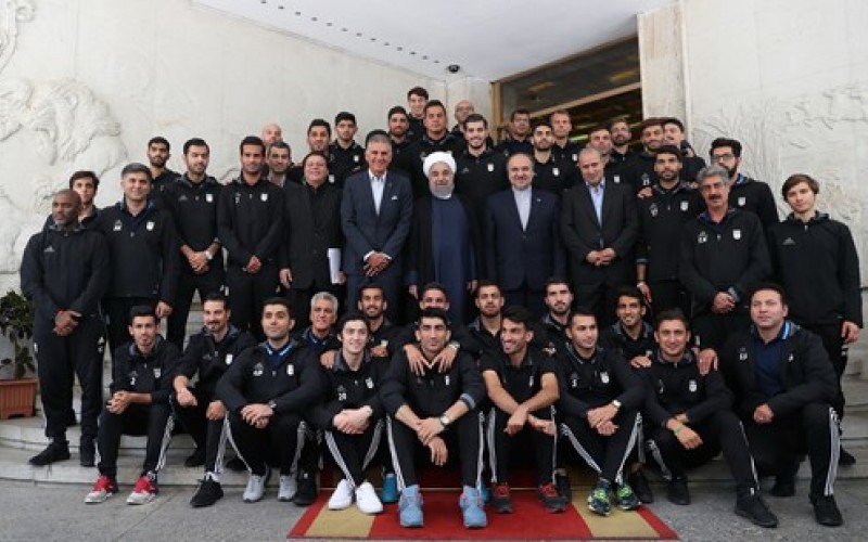 روحانی: باید تمام تلاش خود را برای شاد کردن ملت ایران بکار گیریم