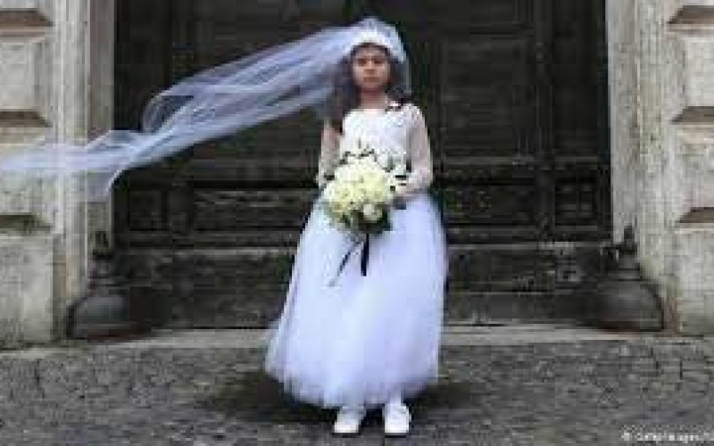 ازدواج کودکان منجر به طلاق می‌شود