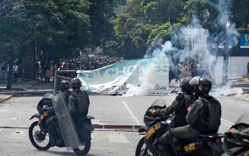 فراخوان اپوزیسیون ونزوئلا برای اعتصاب